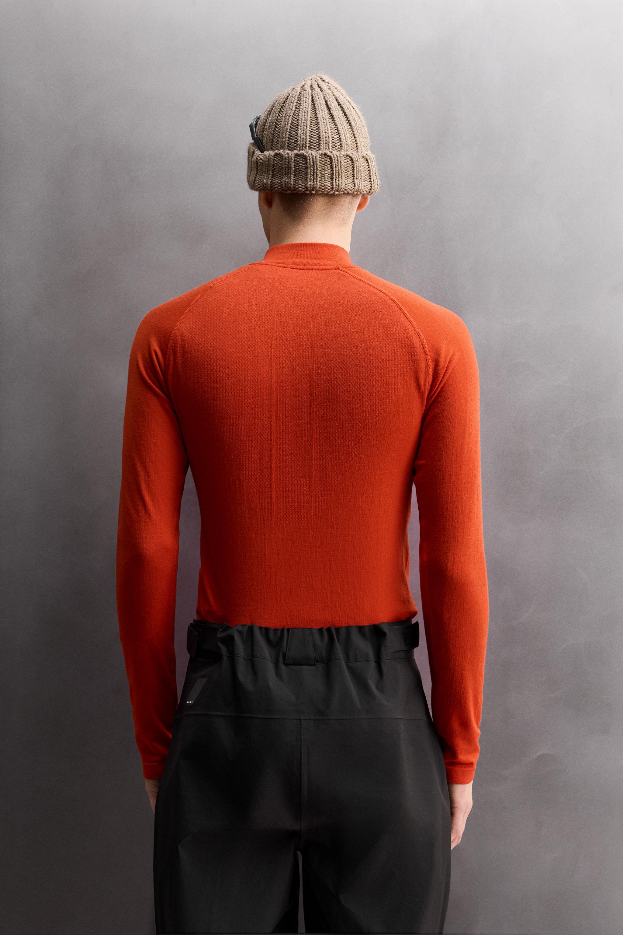 COMPRESSION QUARTER-ZIP SKI T-SHIRT